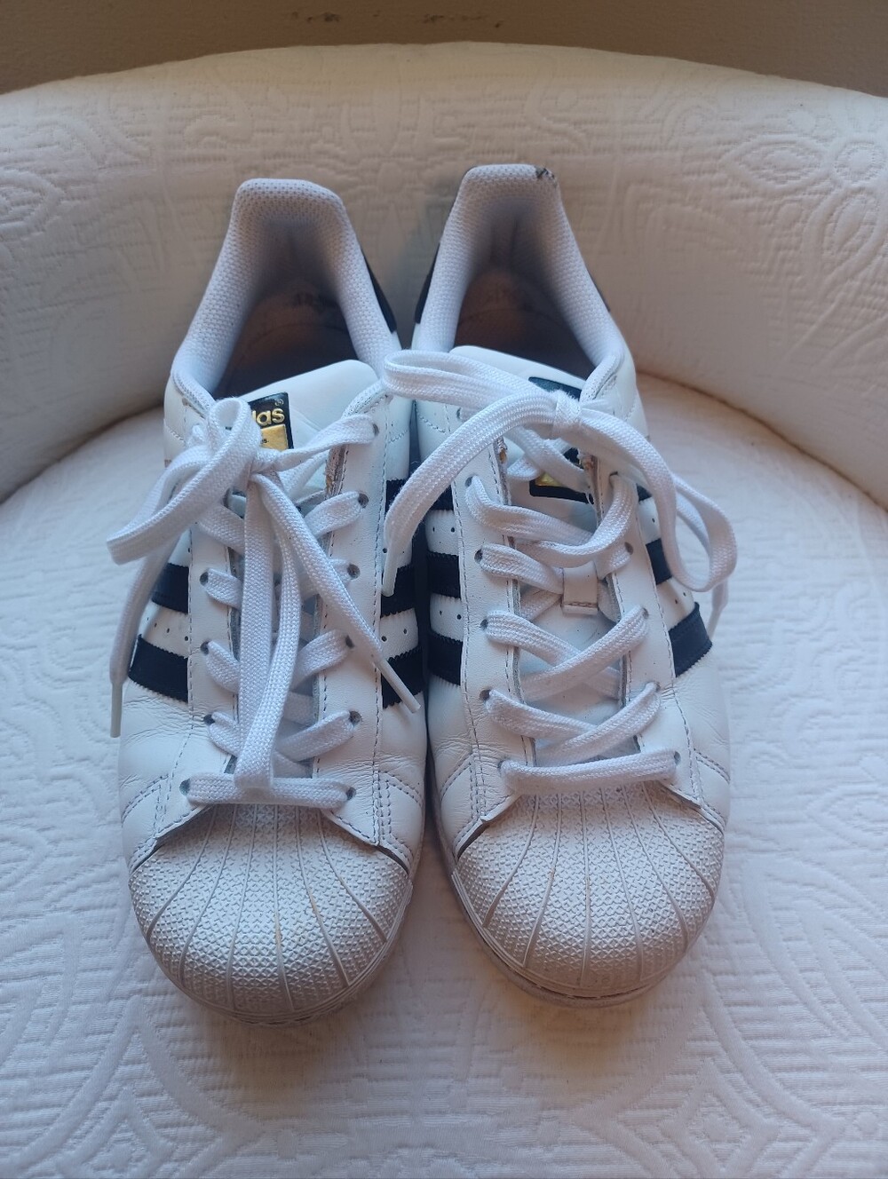 Women's ADIDAS Superstar Black White Shoes Sneakers Size 7 - Picture 2 of 7